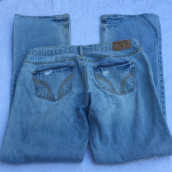 Hollister Jeans Distressed 5S Venice Boot - Picture 3 of 3